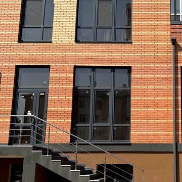 Університетська вул., 2Л/1