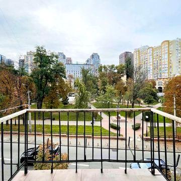 2к квартира на Івана Федорова 10, 56 кв.м, 3 поверх, 100800$, торг