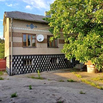 Продам будинок у с.Волсвин