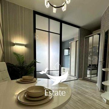 Сдам длительно квартиру-студию с видом на море. Маринист