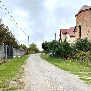 Лесі Українки, 37