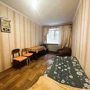 Продается двухкомнатная квартира на улице Добровольского.