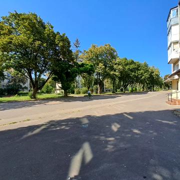 Данила Галицького бульв., 5