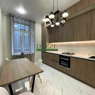 Оренда 3к квартири Хрещатик 15 , Пасаж