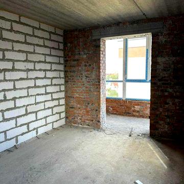 Продаж 2 кімнатної квартири. Озерна .Новобудова.