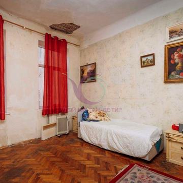 4-к. квартира 85 м2 з роздільним плануванням за вул. Заньковецька