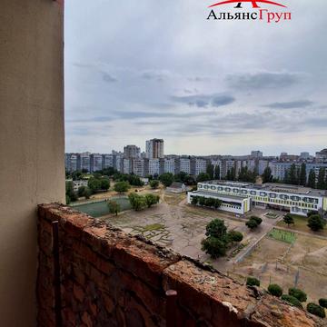 Героїв Дніпра вул., 23