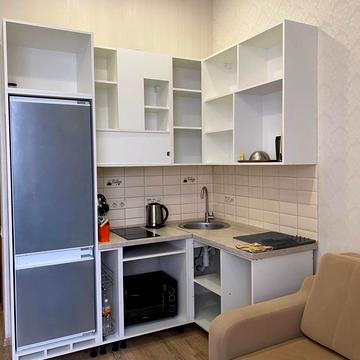 Індустріальний просп. (Фрунзе), 6