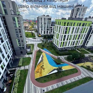 Пасічна вул., 174