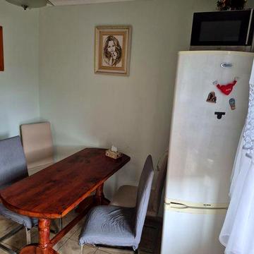 Здається двохкімнатна квартира Росвигово.