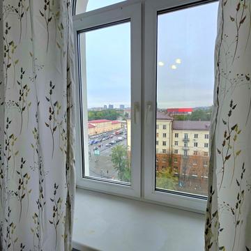 Дмитра Яворницького просп. (Карла Маркса), 100