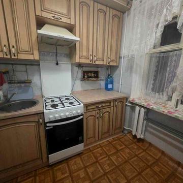 Продам 3-х комнатную квартиру на Космонавтов- 7 минут от парка.
