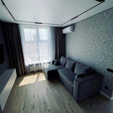 Космічна вул., 5