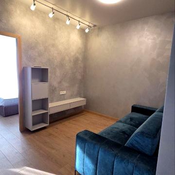 Зоряний бульв., 1