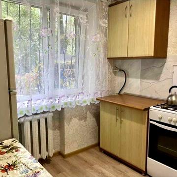 Сдам 2 ух комнатную квартиру на ж/м Коссиора ул. Осенняя
