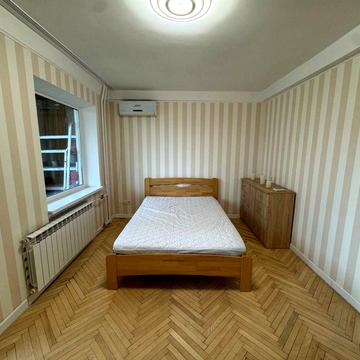 Чудова 2-кімнатна квартира (50м2)|бул. Перова 25, Лівобережна/Дарниця