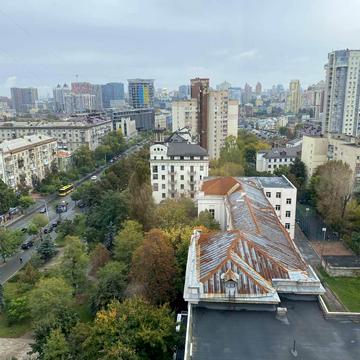 Юрія Іллєнка вул. (Мельникова), 49