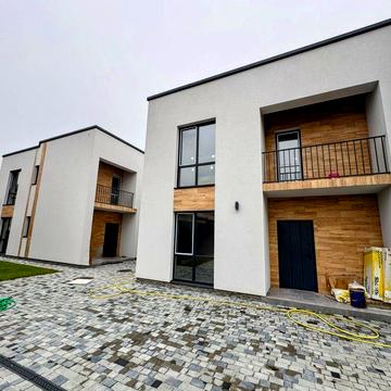 Сучасний будинок 110м2 / Софіївська Петропавлівська Борщагівка