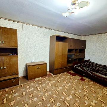 1 Кімнатна Вул.Андріївська біля Чачі.
