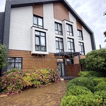 Лютнева вул., 58