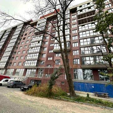 Продаж 2-к квартири вул. Нововокзальна, Соломя"нський  р-н, Київ.