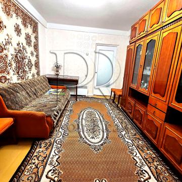 Миколи Ушакова вул., 12