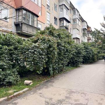 Продаж 2 кім квартири 600 м до метро Виставочний центр