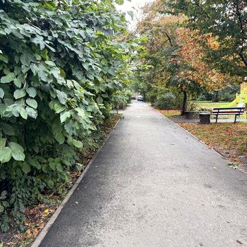 Продаж 2 кім квартири 600 м до метро Виставочний центр