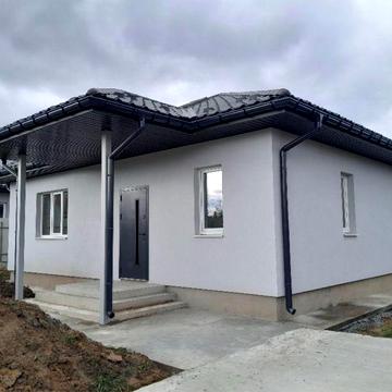 Будинок з документами / єоселя