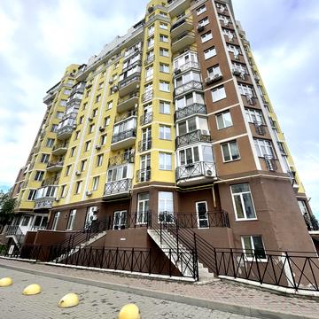 Борисо-Глібська вул. (Ватутіна), 111