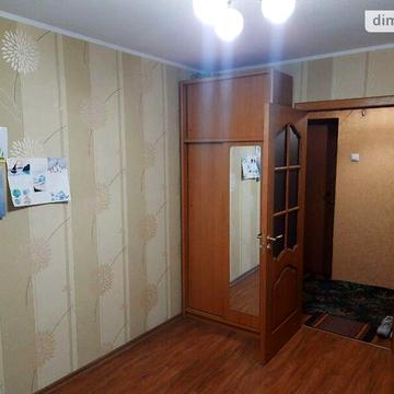 Продаж 3к Квартира Комбрига-Петрова вулиця