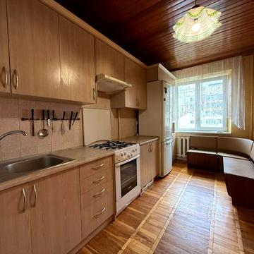 Богдана-Ігора Антонича вул., 32