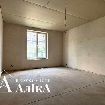 Продам 1-кімнатну квартиру з окремим входом в новобудові