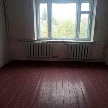 Продам 3-х кімнатну квартиру в с.Новаки Лубенський район