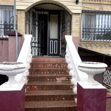 Продажа 2-х этажного дома на две семьи в районе Гурмана пер.Шевченко