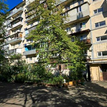 Продаж 3-кім. квартири вул. Ореста Левицького 6, Деснянський район