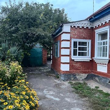 Будинок Приютовка