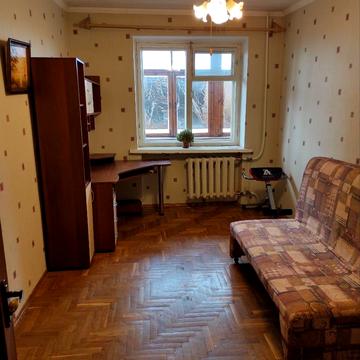 Будівельників вул., 19-А