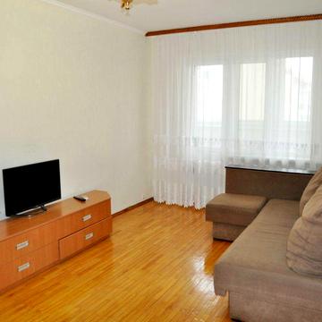 Продаж 2-кімнатної квартири вул. С. Олійника