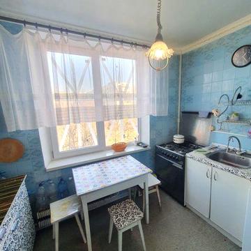 Продам  3х к.кв метро Холодная Гора