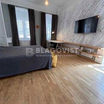 Продаж квартири пров. Чеховський, 9  М.Золоті ворота, Університет