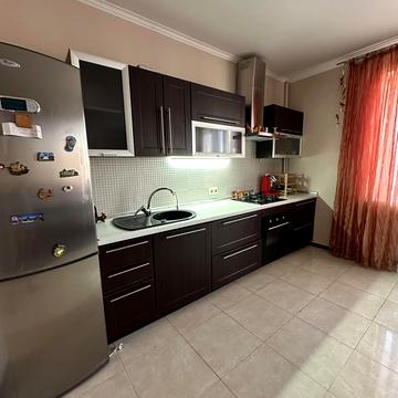 Євгена Чикаленка вул., 59г