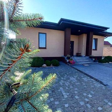 Продаж будинку з ремонтом