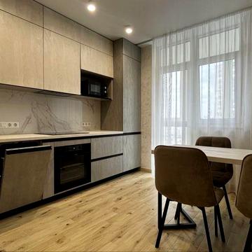 ЖК «Лебединий», вул. Ревуцького, 40 - оренда однокімнатної 43 м2