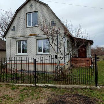 Будинок у селі Чуднівці