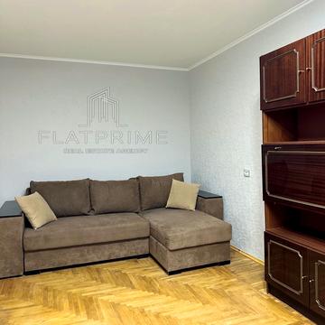 Любомира Гузара просп. (Космонавта Комарова), 8