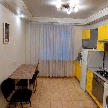 Володимира Українця вул., 53