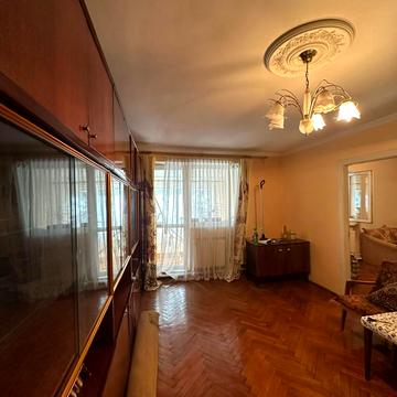 Загорська вул., 14