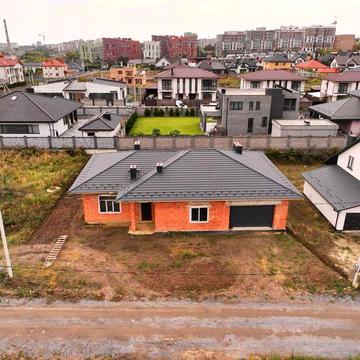 Продам будинок 180м2 на 8 сотках в Рівному, Район Спектруму (Райський)