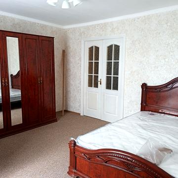 Татарська вул., 3/2